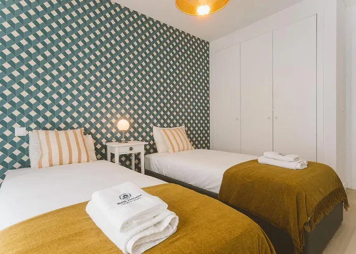 Best Houses 25 - Seaside Retreat